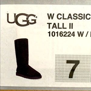 ⚫️⚫️BLACK TALL UGG’s SIZE 7⚫️⚫️